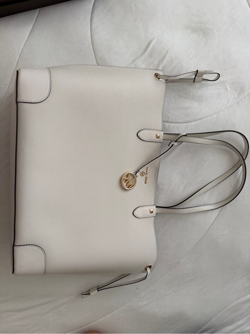 Michael Kors White Tote with Gold Charm